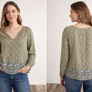 Old Navy Olive Green Floral Peasant Blouse – Size Medium